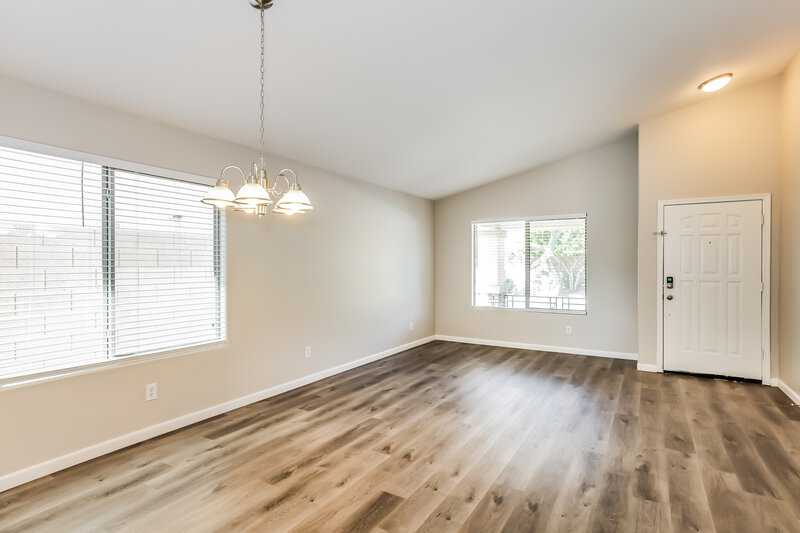 2,570/Mo, 28627 N Nobel Rd Phoenix, AZ 85085 Dining Room View
