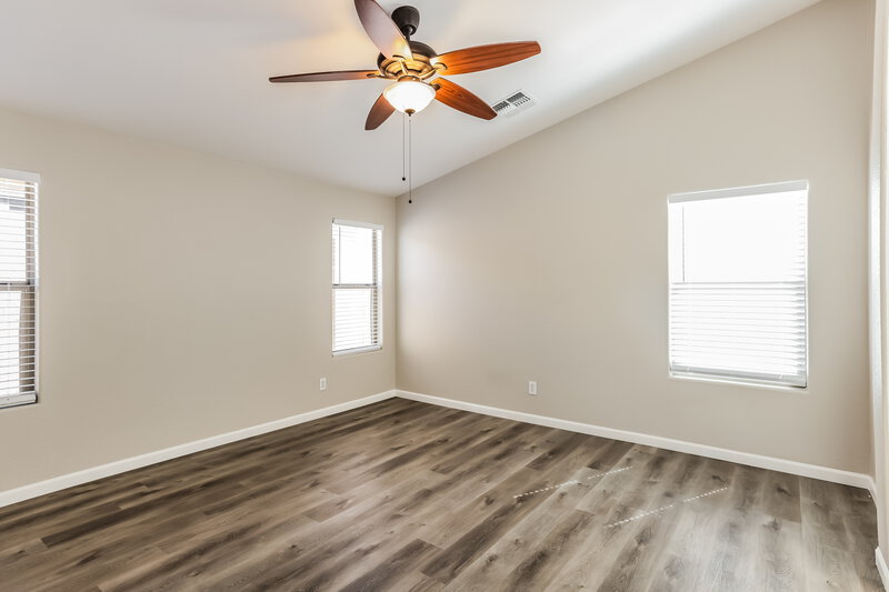 2,570/Mo, 28627 N Nobel Rd Phoenix, AZ 85085 Main Bedroom View