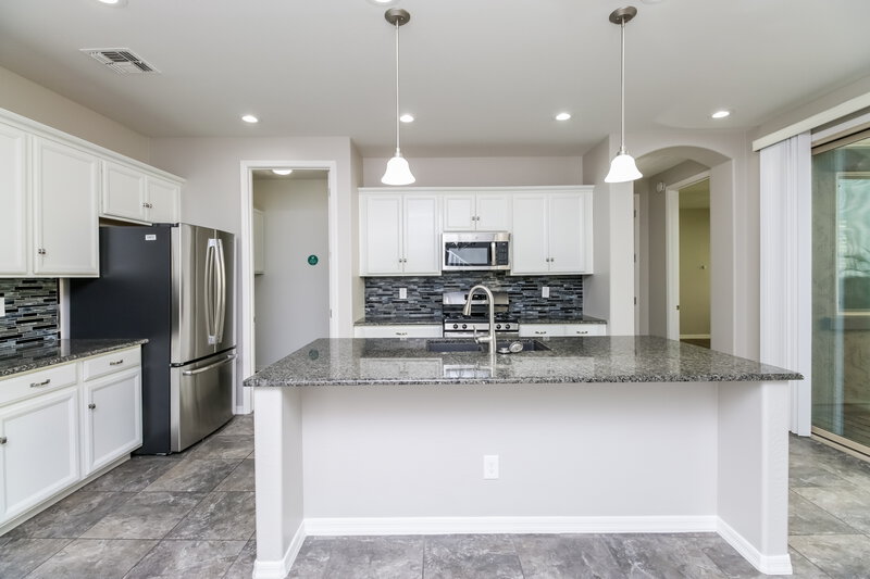 2,780/Mo, 1035 S Agnes Ln Gilbert, AZ 85296 Kitchen View