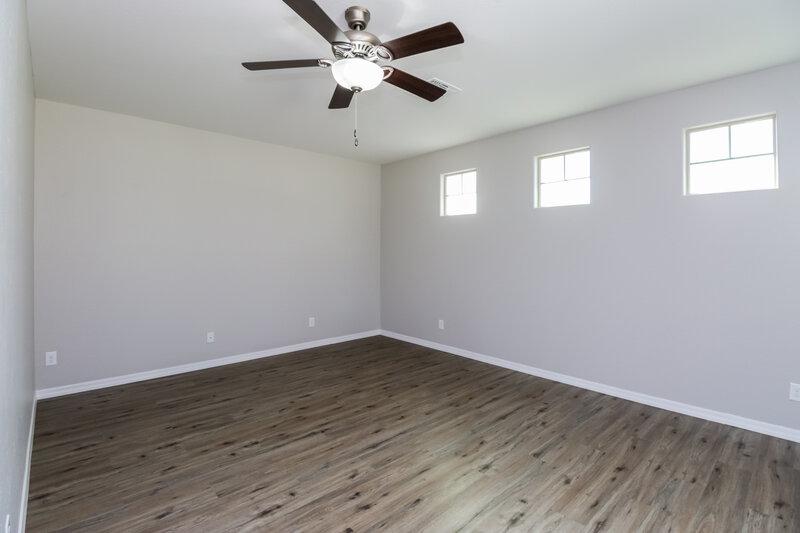 2,780/Mo, 1035 S Agnes Ln Gilbert, AZ 85296 Main Bedroom View 2