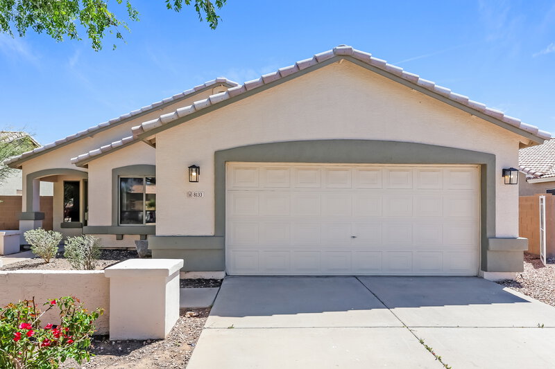 2,140/Mo, 8133 W Hess Ave Phoenix, AZ 85043 External View