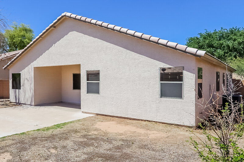 2,140/Mo, 8133 W Hess Ave Phoenix, AZ 85043 Rear View