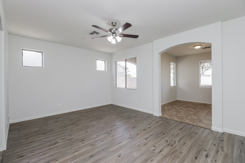 2,495/Mo, 3616 E Flower St Gilbert, AZ 85298 Main Bedroom View