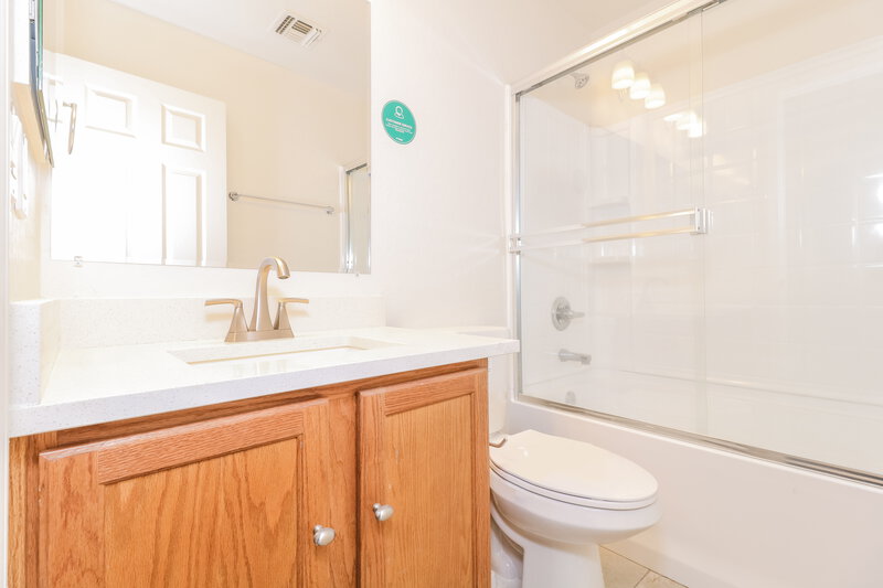 2,090/Mo, 14897 W Ashland Ave Goodyear, AZ 85395 Bathroom View
