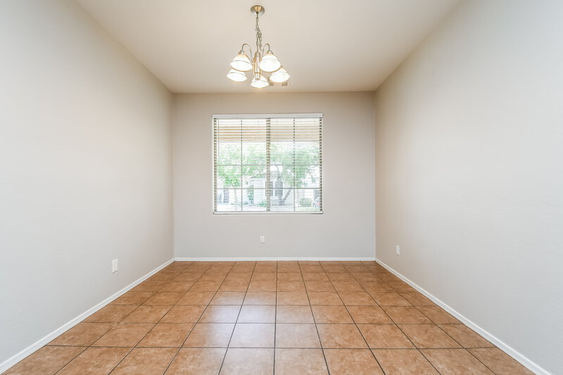 2,880/Mo, 1722 S Roanoke St Gilbert, AZ 85295 Dining Room View