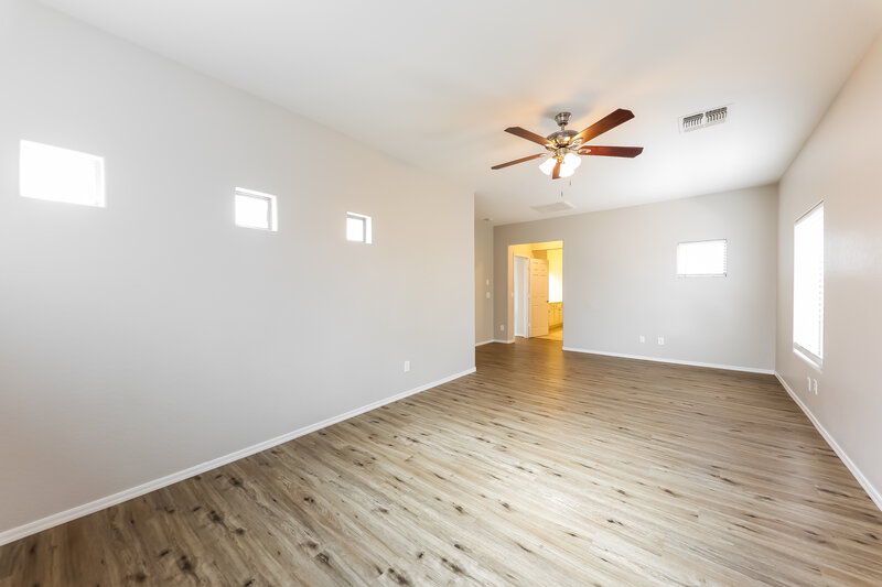 1,880/Mo, 17754 W Langer Ln Surprise, AZ 85388 Main Bedroom View