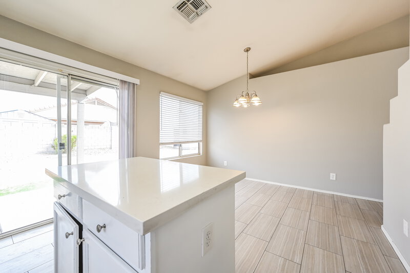 2,190/Mo, 9186 W Michelle Dr Peoria, AZ 85382 Kitchen View