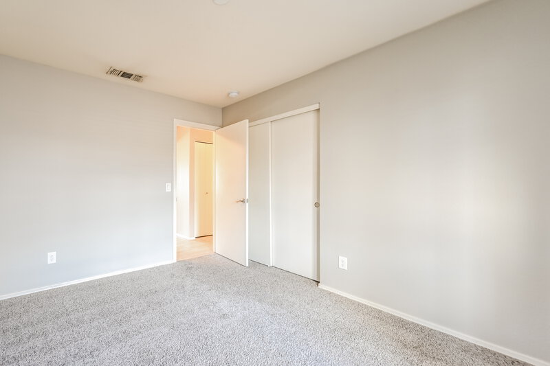 2,190/Mo, 9186 W Michelle Dr Peoria, AZ 85382 Bedroom View 2