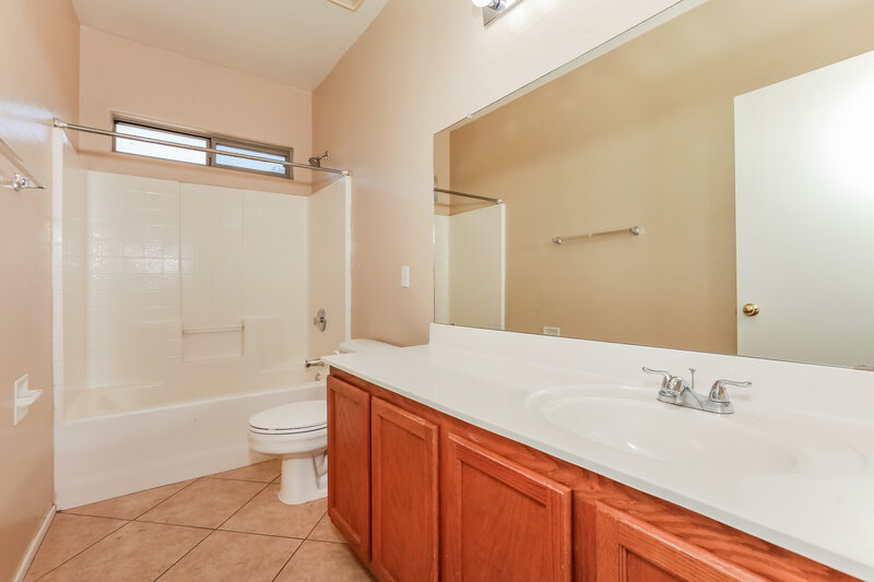 2,305/Mo, 21299 E Lords Way Queen Creek, AZ 85142 Bathroom View