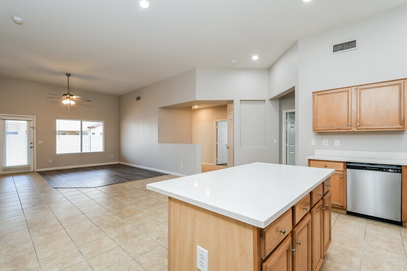 2,855/Mo, 3441 E Baranca Ct Gilbert, AZ 85297 Kitchen View 2