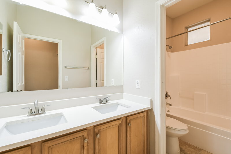 2,855/Mo, 3441 E Baranca Ct Gilbert, AZ 85297 Bathroom View