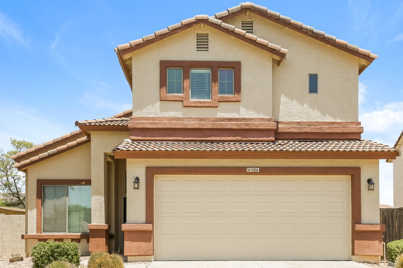 2,235/Mo, 8216 W Globe Ave Phoenix, AZ 85043 External View
