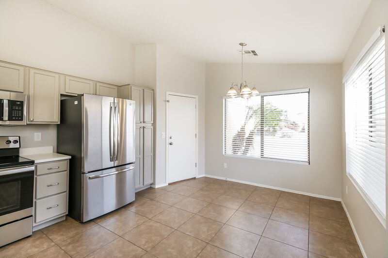 1,835/Mo, 1081 W 21st Ave Apache Junction, AZ 85120 Dining Room View