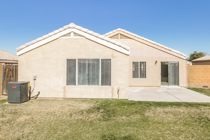 1,835/Mo, 1081 W 21st Ave Apache Junction, AZ 85120 Rear View 2