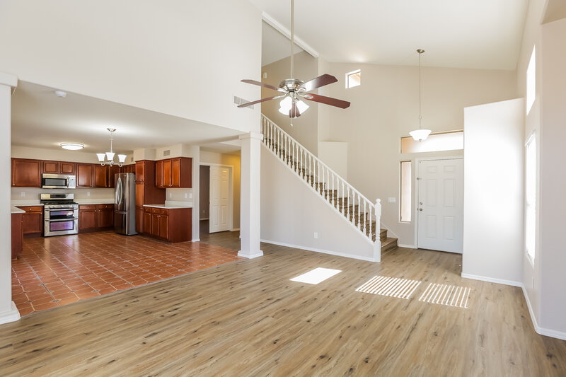 2,400/Mo, 5370 W Pecan Rd Laveen, AZ 85339 Living Room View 3