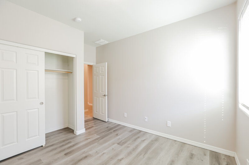 2,420/Mo, 2904 E Meadowview Dr Gilbert, AZ 85298 Bedroom View 2