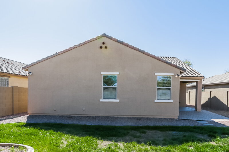2,420/Mo, 2904 E Meadowview Dr Gilbert, AZ 85298 Rear View