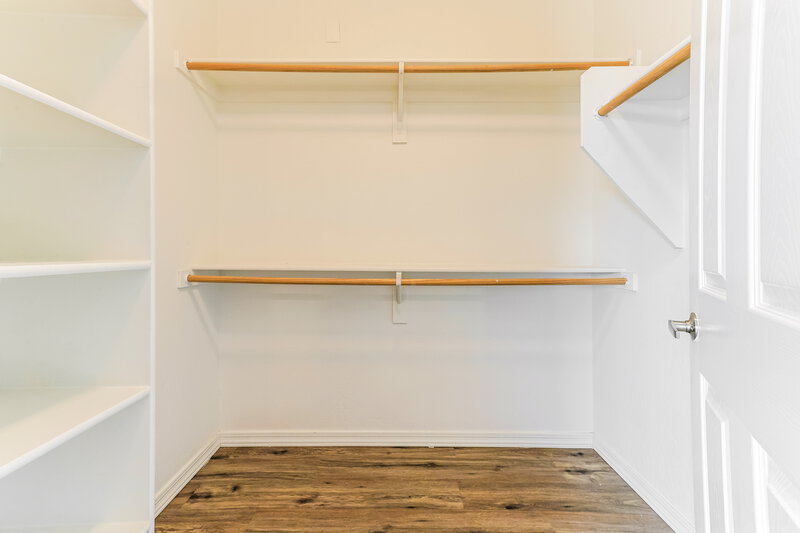 2,215/Mo, 2172 E Pima Ave Apache Junction, AZ 85119 Walk In Closet View