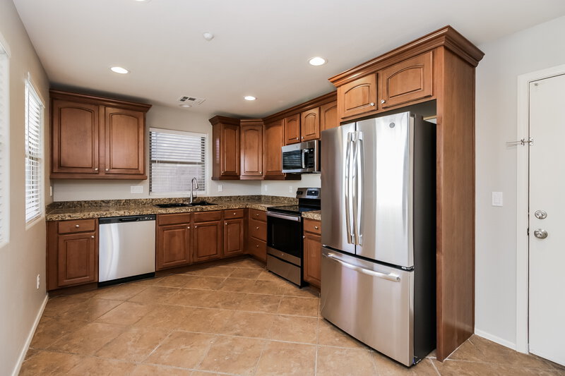 3,780/Mo, 2936 E Megan St Gilbert, AZ 85295 Kitchen View