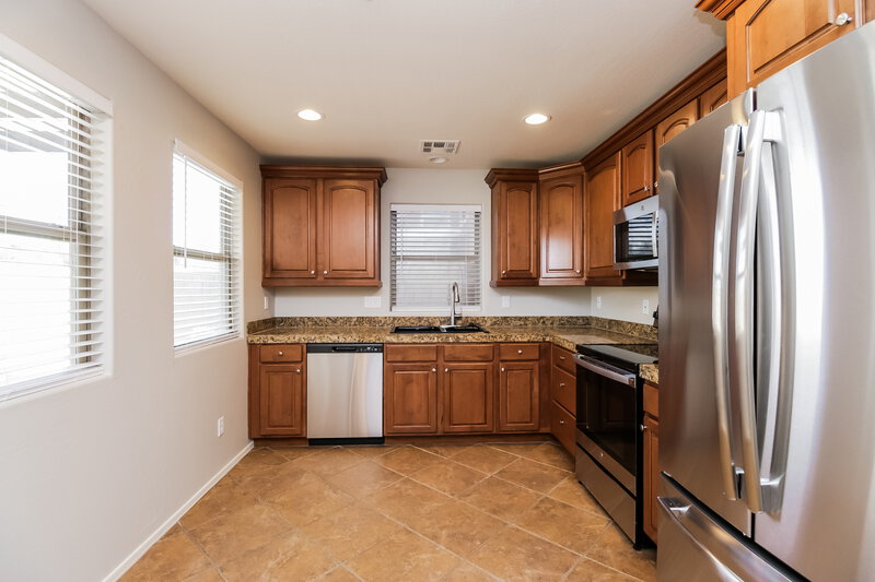 3,780/Mo, 2936 E Megan St Gilbert, AZ 85295 Kitchen View 2