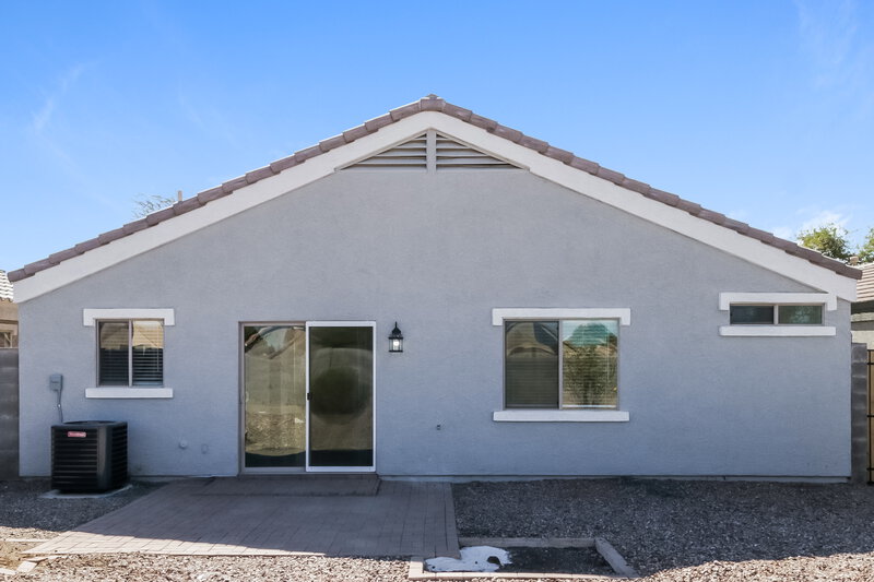 1,835/Mo, 1122 E Christopher St San Tan Valley, AZ 85140 Rear View 2