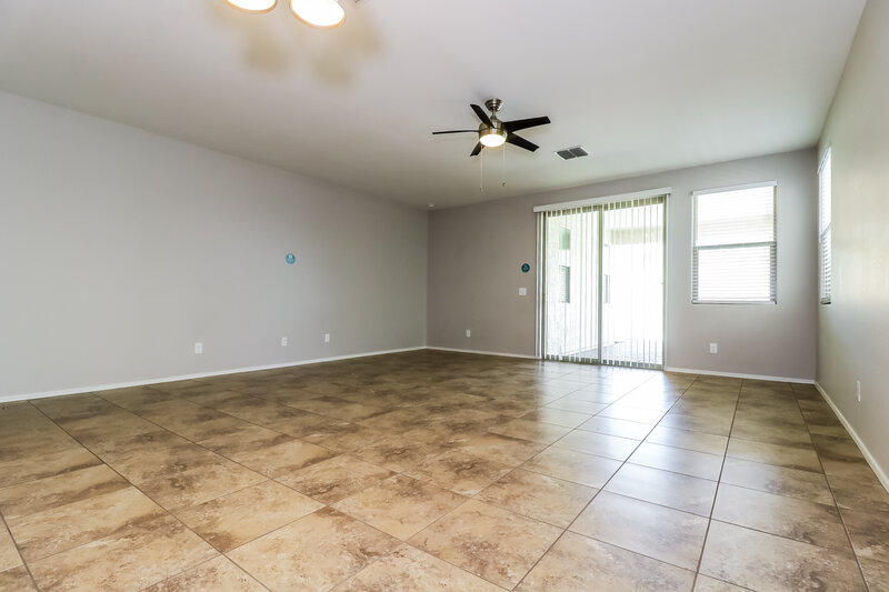 1,980/Mo, 13218 W Rowel Rd Peoria, AZ 85383 Dining Room View
