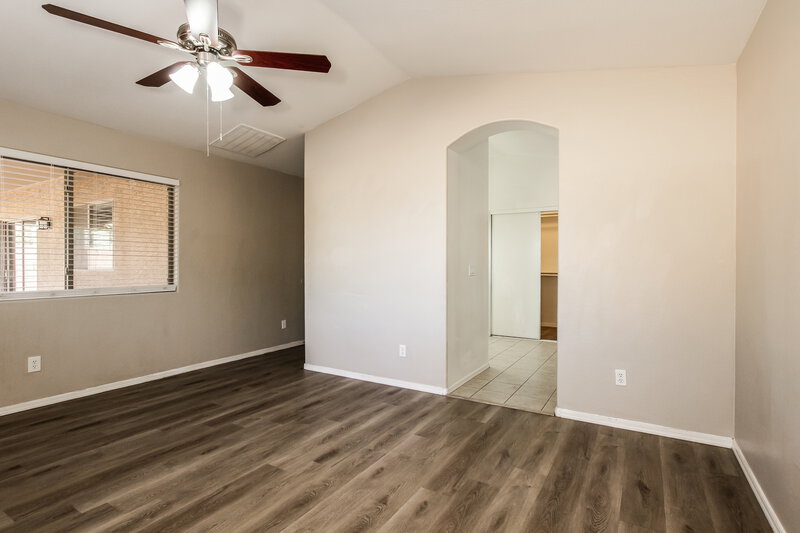 2,095/Mo, 5116 W T Ryan Ln Laveen, AZ 85339 Main Bedroom View 2