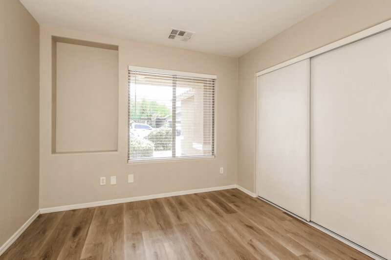 2,095/Mo, 5116 W T Ryan Ln Laveen, AZ 85339 Bedroom View 3