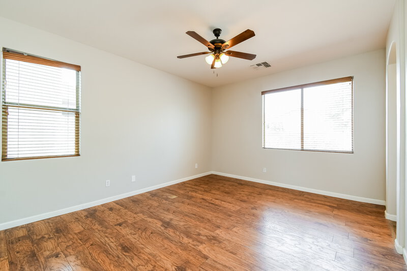 1,835/Mo, 1062 E Nickleback St San Tan Valley, AZ 85143 Main Bedroom View