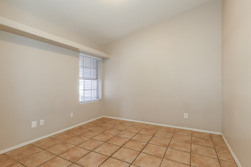 2,505/Mo, 6115 W Park View Ln Glendale, AZ 85310 Bedroom View
