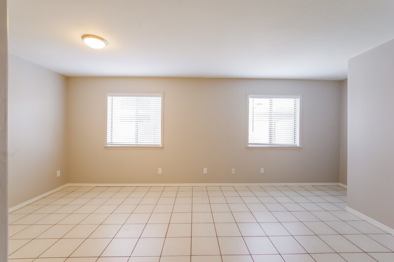 2,455/Mo, 6115 W Park View Ln Glendale, AZ 85310 Bedroom View 2