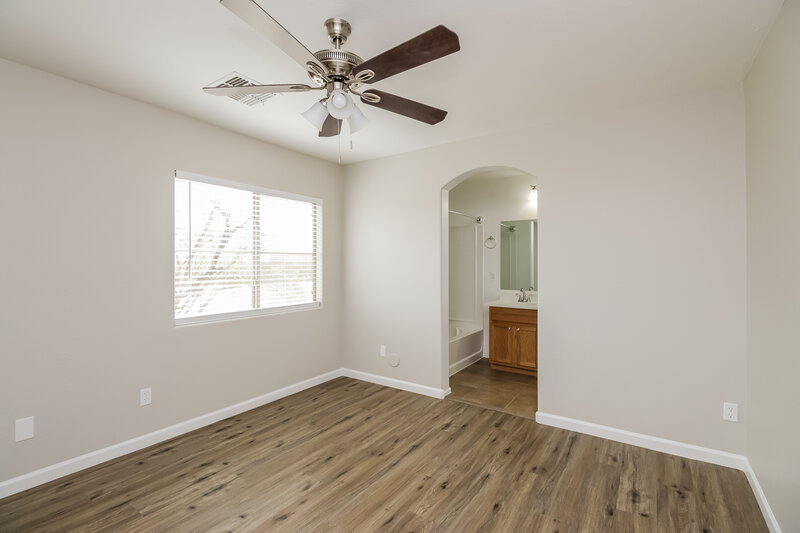 2,475/Mo, 4743 E Olney Ave Gilbert, AZ 85234 Main Bathroom View