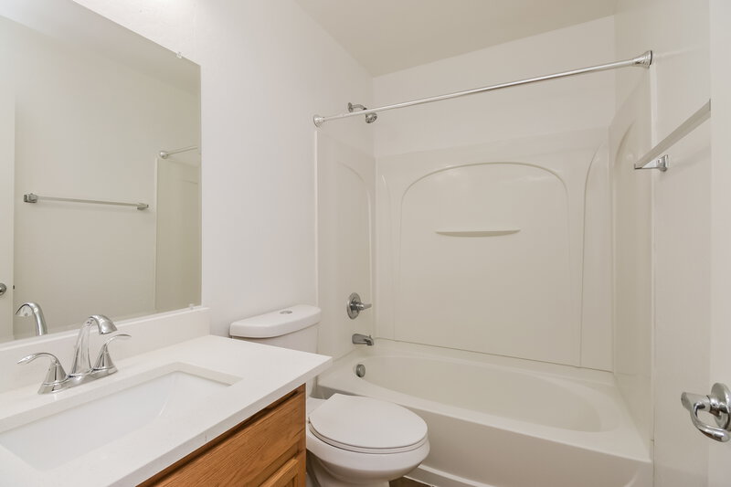 2,475/Mo, 4743 E Olney Ave Gilbert, AZ 85234 Bathroom View