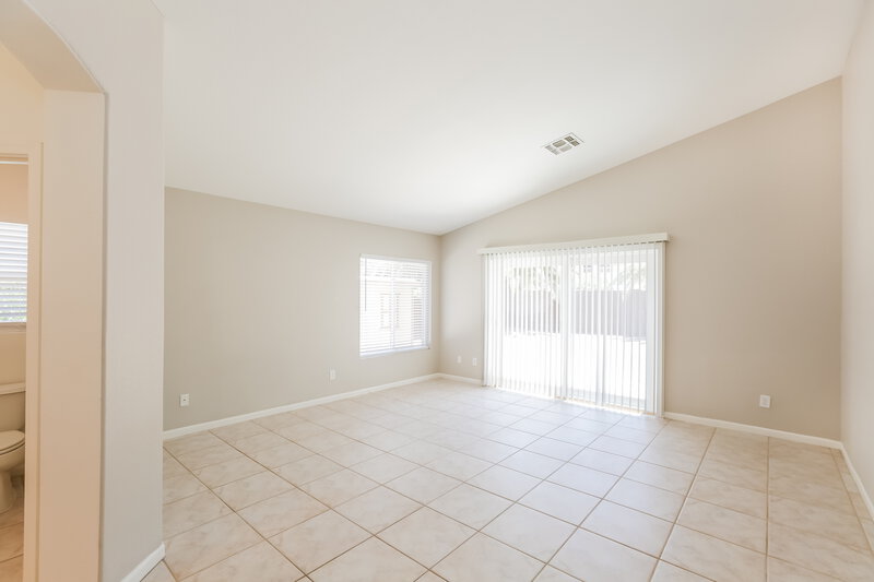 2,215/Mo, 8817 W Melinda Ln Peoria, AZ 85382 Main Bedroom View