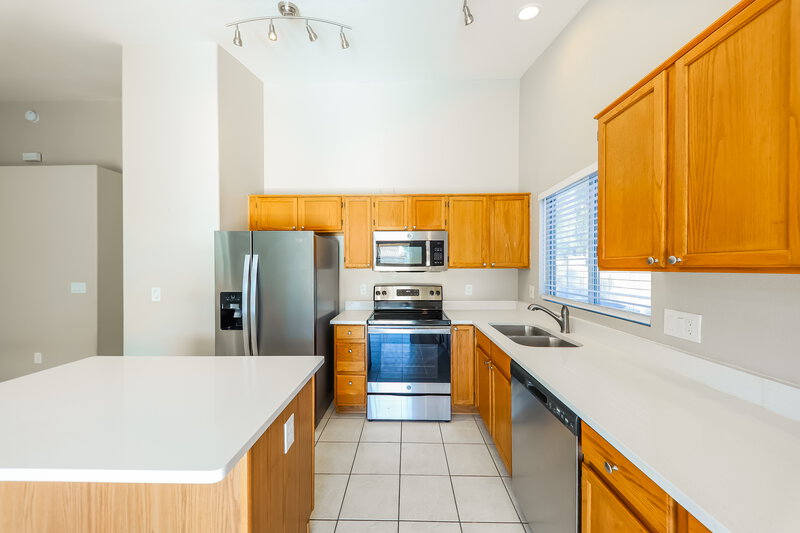 1,945/Mo, 8711 W Marconi Ave Peoria, AZ 85382 Kitchen View 2