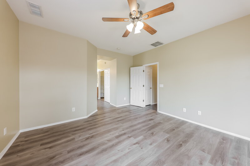 2,035/Mo, 5128 W Grenadine Rd Laveen, AZ 85339 Main Bedroom View 2