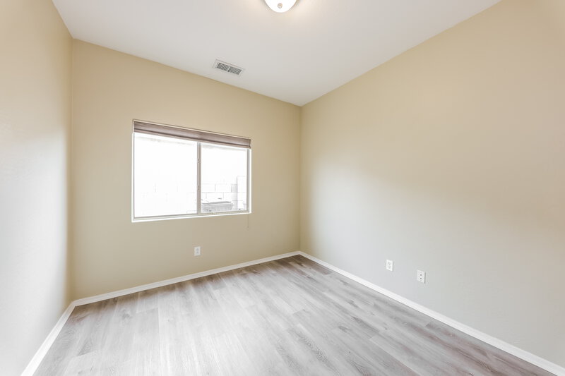 2,035/Mo, 5128 W Grenadine Rd Laveen, AZ 85339 Bedroom View