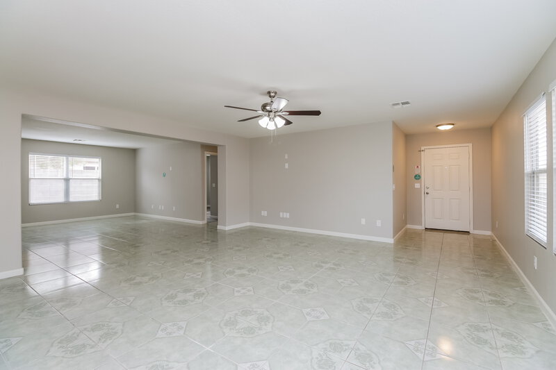 2,515/Mo, 2819 S Channing Circle Mesa, AZ 85212 Living Room View