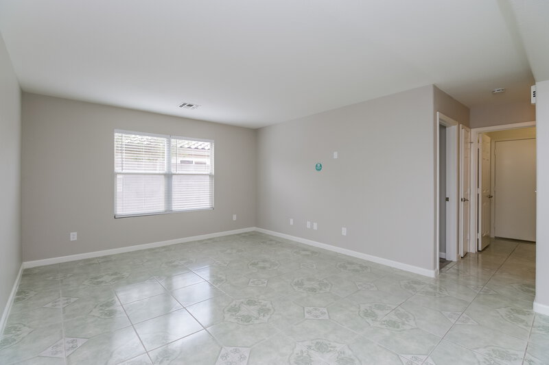 2,515/Mo, 2819 S Channing Circle Mesa, AZ 85212 Family Room View