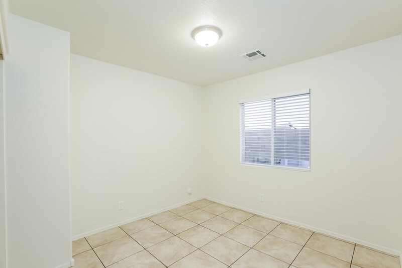 2,415/Mo, 2904 W Sunland Ave Phoenix, AZ 85041 Bedroom View 3