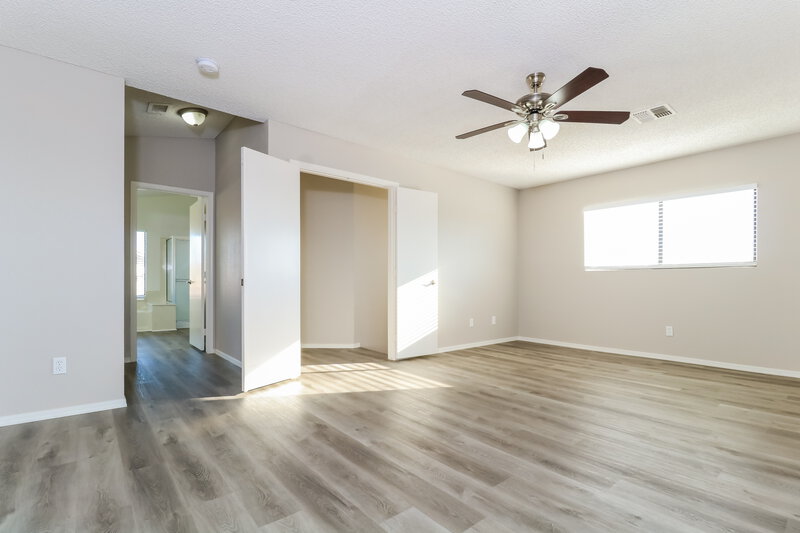 1,920/Mo, 11568 W Citrus Grove Way Avondale, AZ 85392 Main Bedroom View