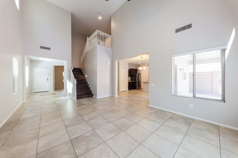 2,345/Mo, 5432 W Hobby Horse Dr Phoenix, AZ 85083 Living Room View 2