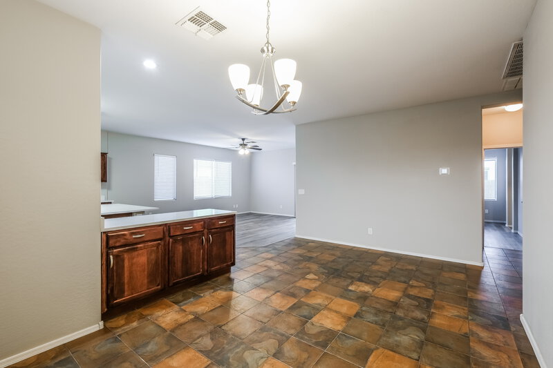 2,080/Mo, 8227 W Florence Ave Phoenix, AZ 85043 Misc View 5