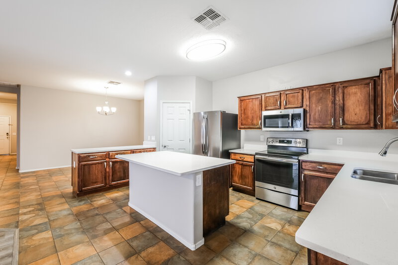 2,080/Mo, 8227 W Florence Ave Phoenix, AZ 85043 Misc View 6