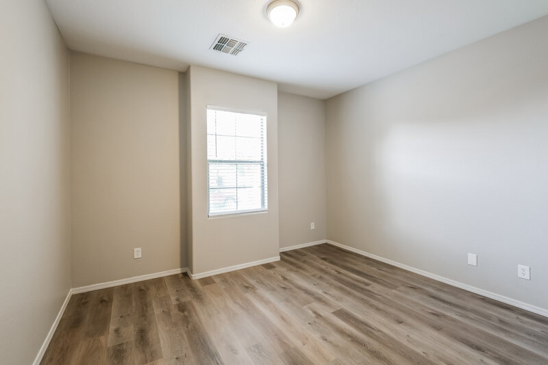 2,080/Mo, 8227 W Florence Ave Phoenix, AZ 85043 Misc View 13