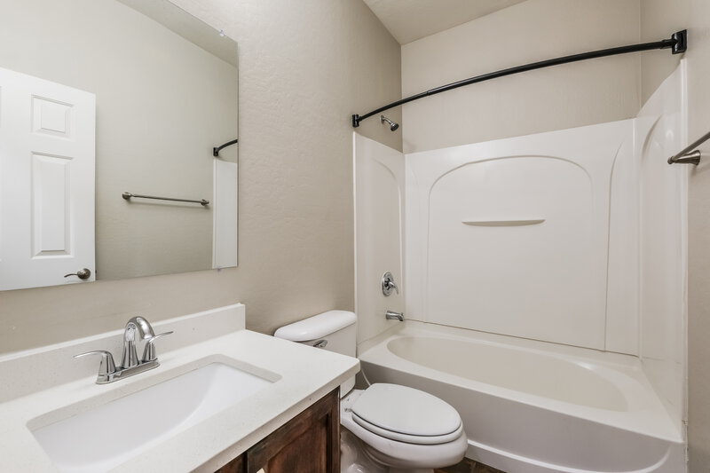 2,080/Mo, 8227 W Florence Ave Phoenix, AZ 85043 Misc View 16