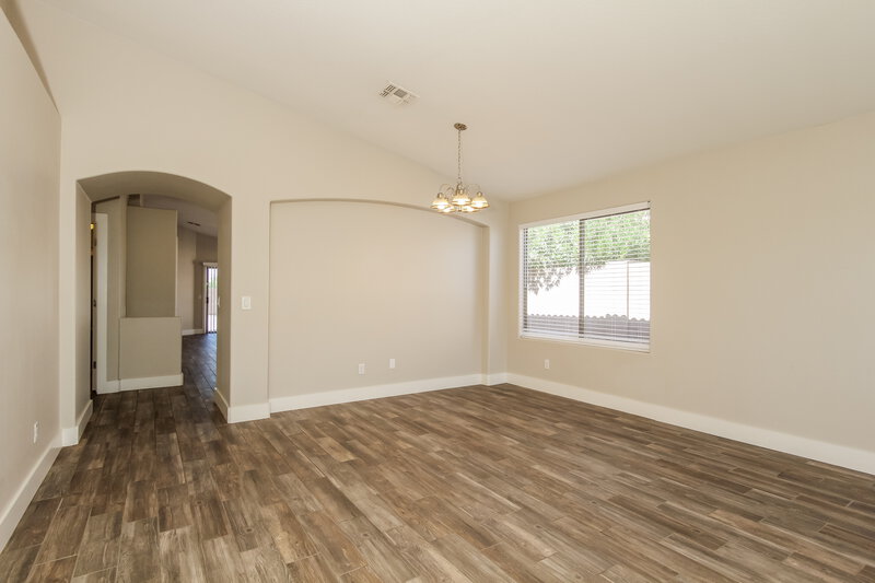 2,460/Mo, 25832 N 66th Dr Phoenix, AZ 85083 Living Room View 2