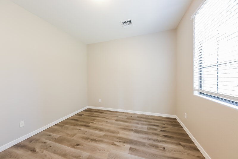 2,440/Mo, 2373 W Sleepy Ranch Rd Phoenix, AZ 85085 Bedroom View 2