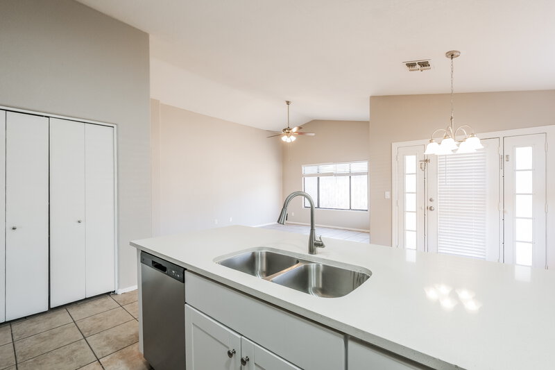 1,870/Mo, 616 E Arizona Ave Buckeye, AZ 85326 Kitchen View 2