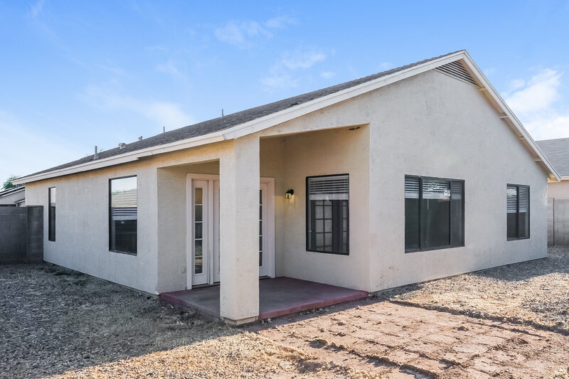 1,870/Mo, 616 E Arizona Ave Buckeye, AZ 85326 Rear View